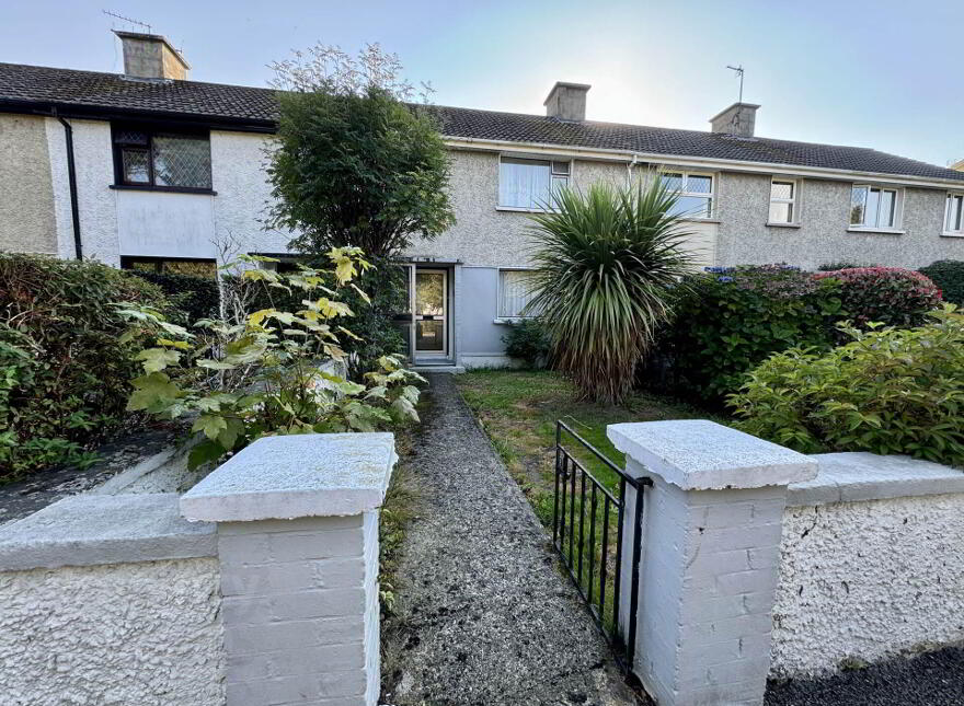 7 Coollegrean Park, Saint Margaret`s Road, Killarney, V93HW2C photo