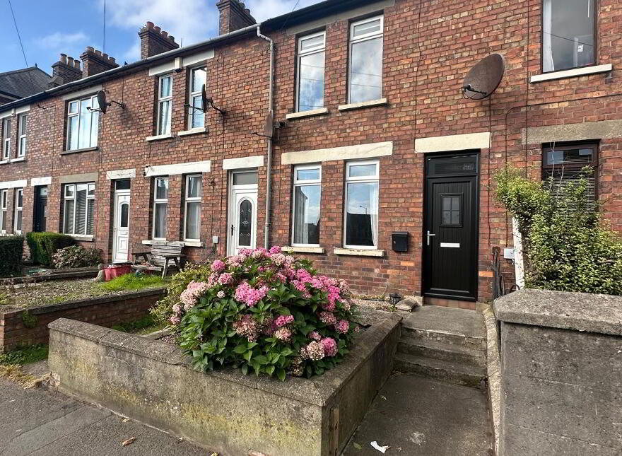 26 Albert Road, Carrickfergus, BT38 8AB photo