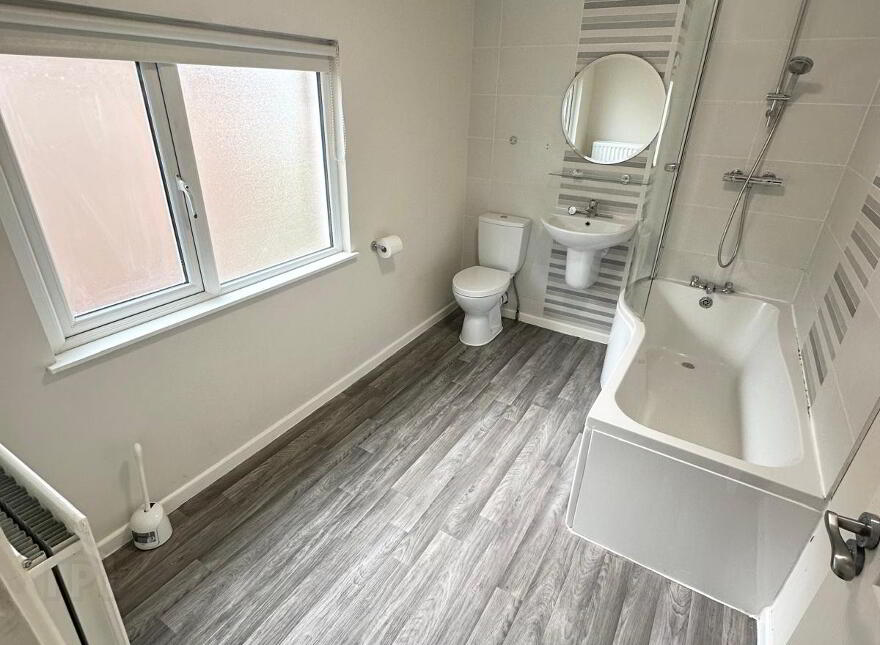 26 Albert Road, Carrickfergus, BT38 8AB