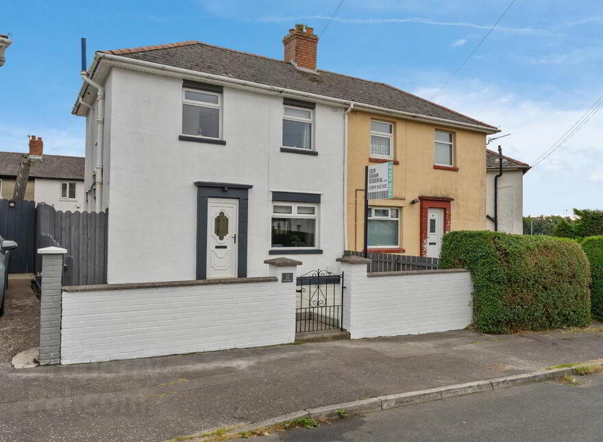 27 Graymount Road, Newtownabbey, BT36 7DR photo