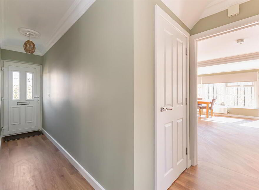 1b Sandhurst Park, Ballyholme, Bangor, BT20 5NU