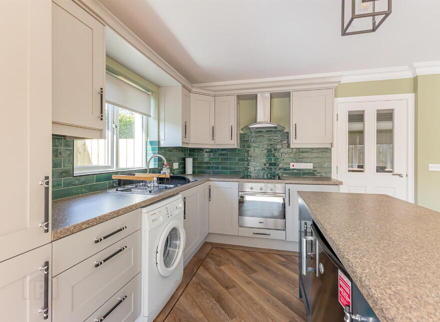 1b Sandhurst Park, Ballyholme, Bangor, BT20 5NU
