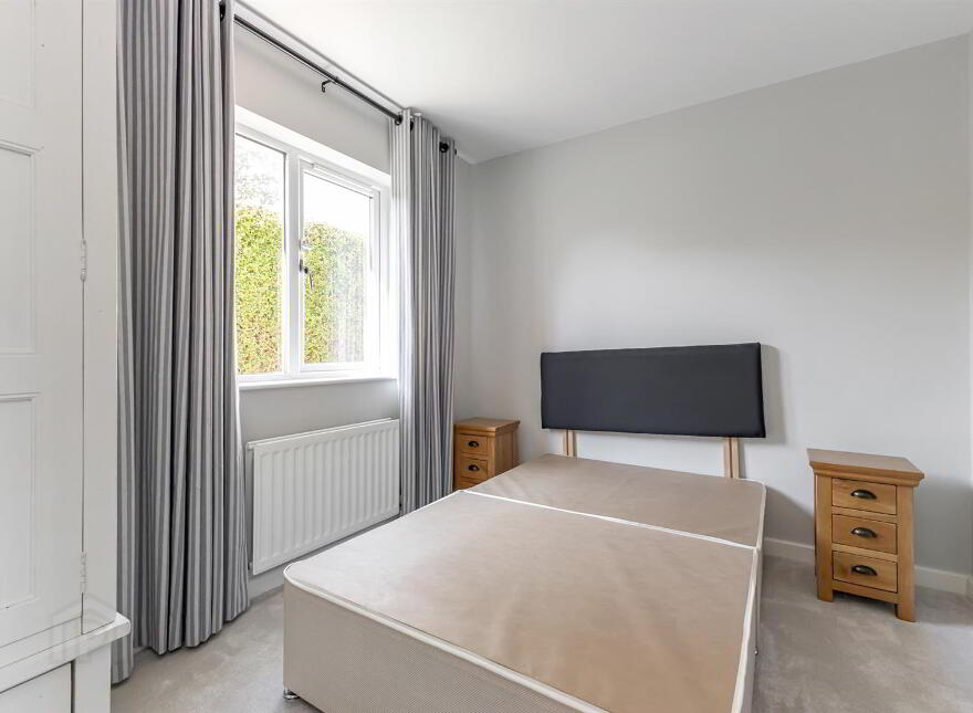 1b Sandhurst Park, Ballyholme, Bangor, BT20 5NU