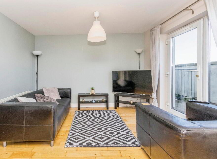 Apartment 805 College Court Central, Belfast, BT1 6BZ
