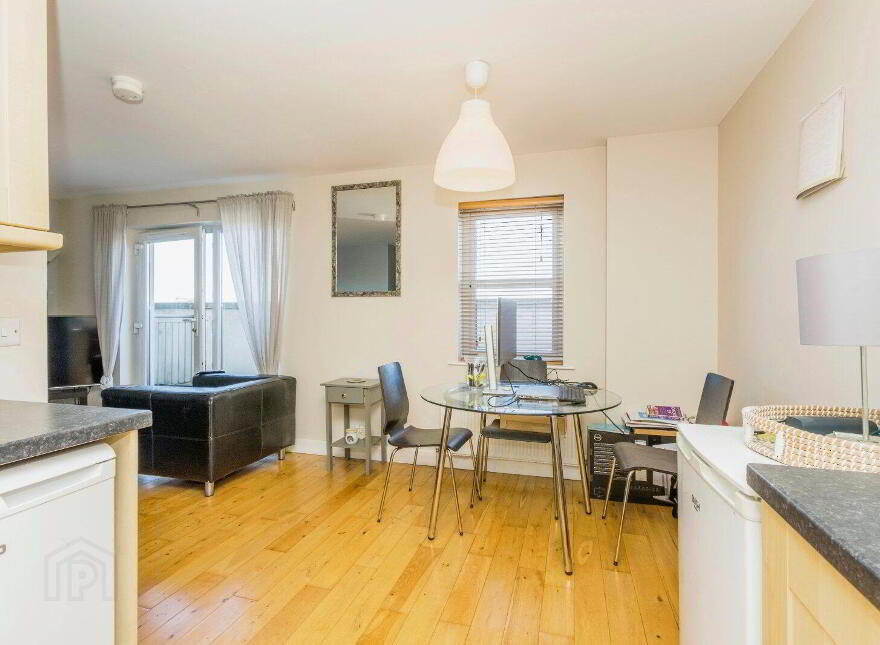 Apartment 805 College Court Central, Belfast, BT1 6BZ