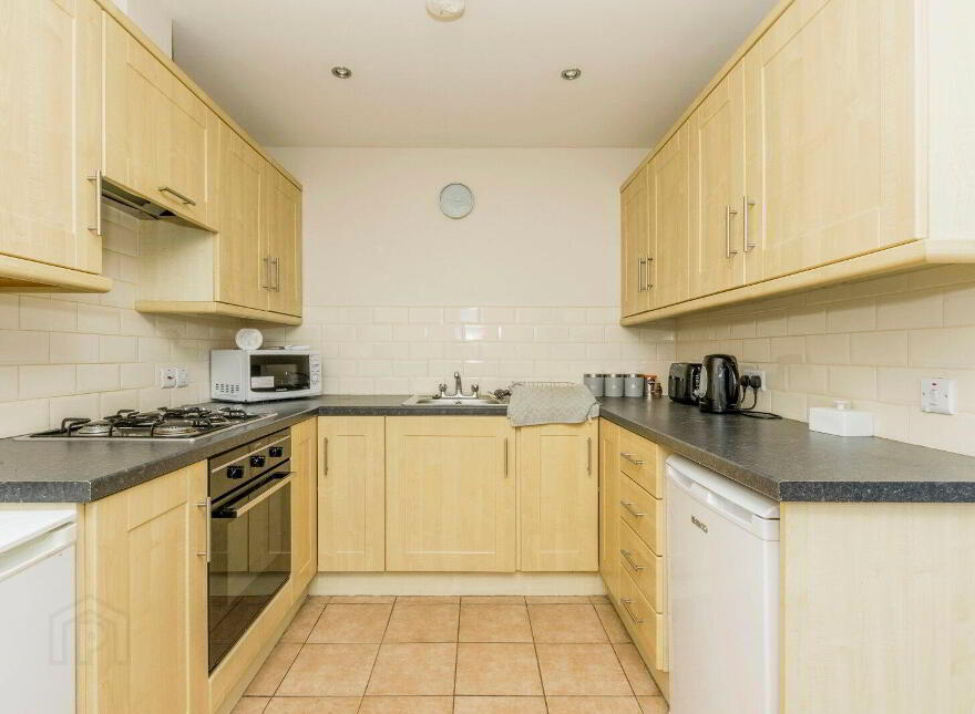 Apartment 805 College Court Central, Belfast, BT1 6BZ