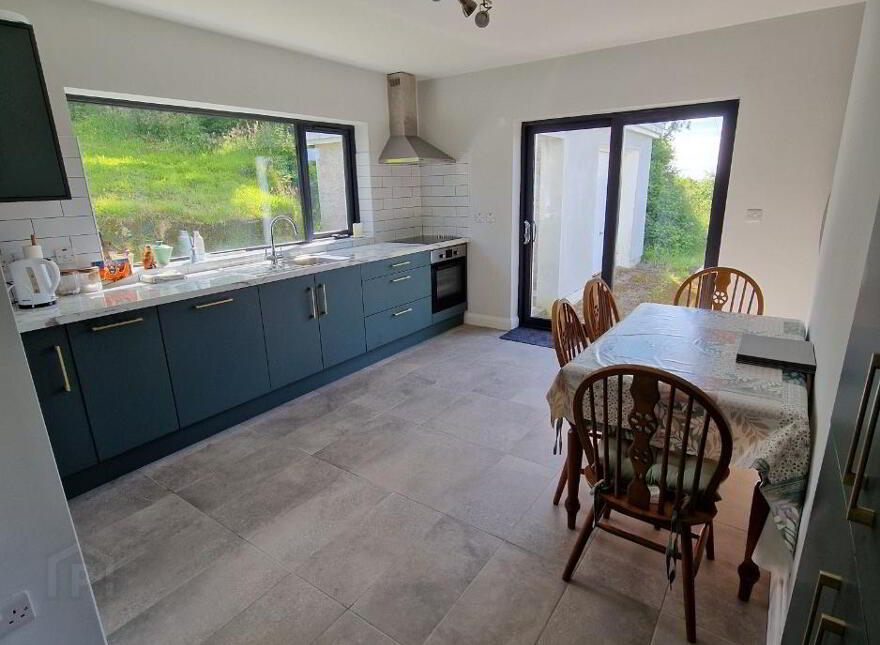Mullinashee House, Bishop Street, Ballyshannon, F94A9F2