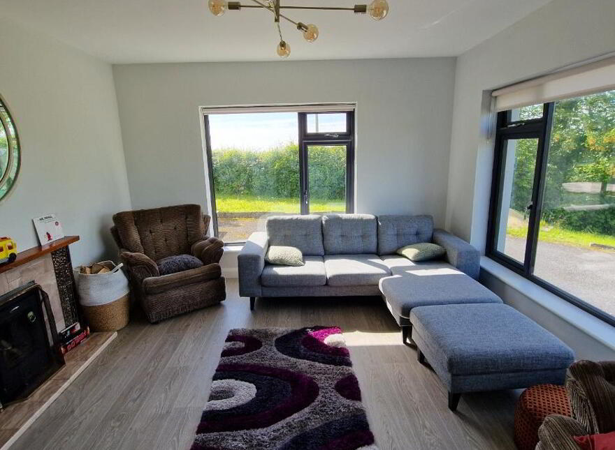 Mullinashee House, Bishop Street, Ballyshannon, F94A9F2
