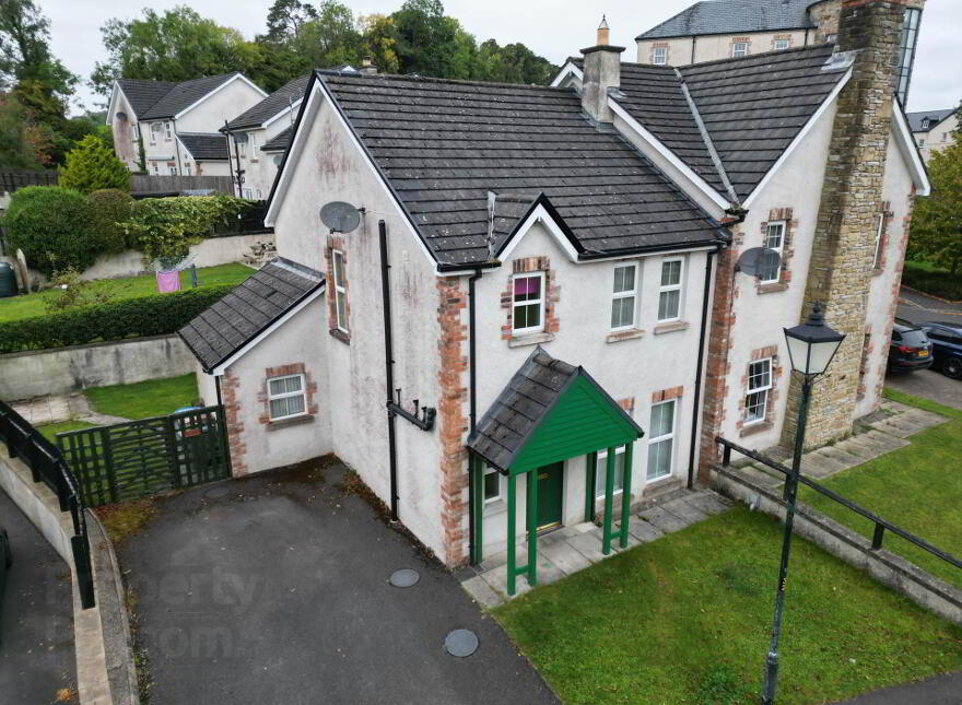 100 Silverhill Manor, Enniskillen, BT74 5JJ photo