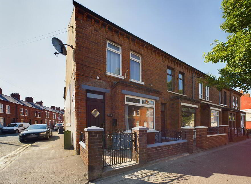 204 Donegall Road, Belfast, BT12 5NE photo