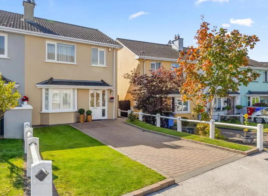 43 Ard Na Corann, Midleton photo