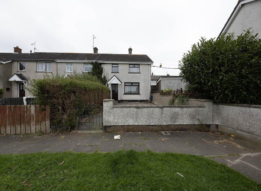 44 Avondale Green, Lurgan, BT66 8PZ photo