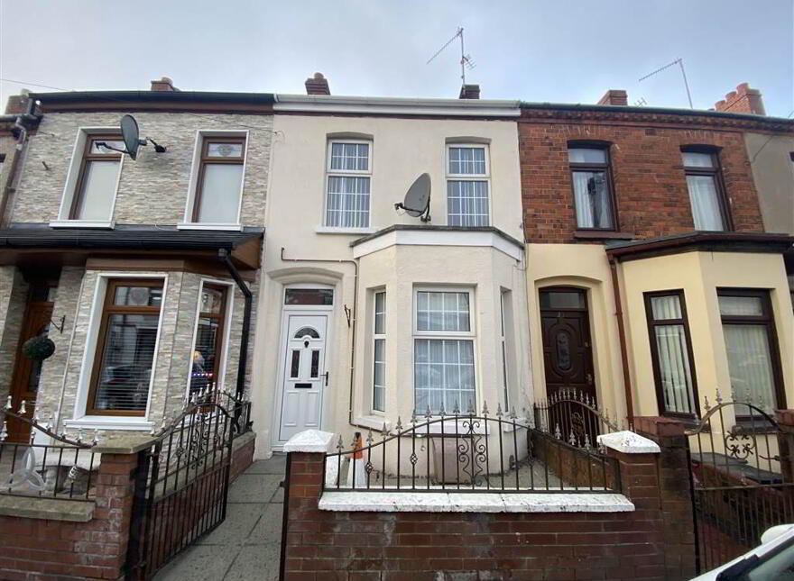 29 Fallswater Street, Belfast, BT12 6BZ photo