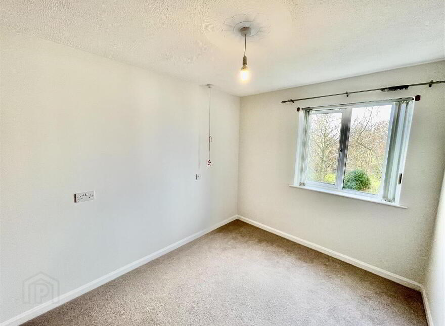 Flat 16, 14 Mount Royal, Donaghadee, BT21 0QY