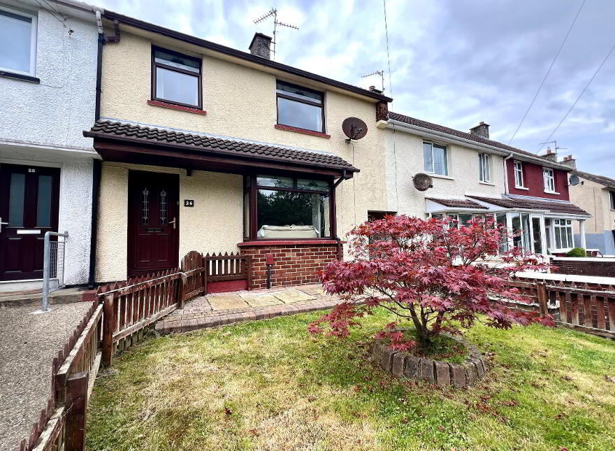 26 Eastway Gardens, Creggan, Derry, BT48 9QB photo