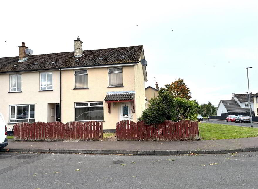 15 Rannyglass, Dungiven, BT47 4NE photo