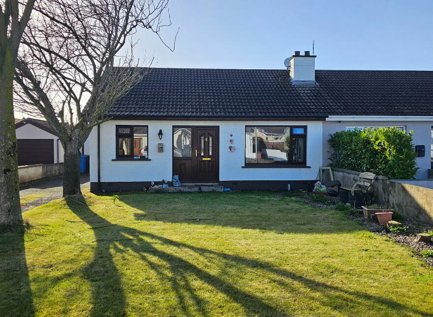 56 Grahamville Estate, Kilkeel, BT34 4DD photo