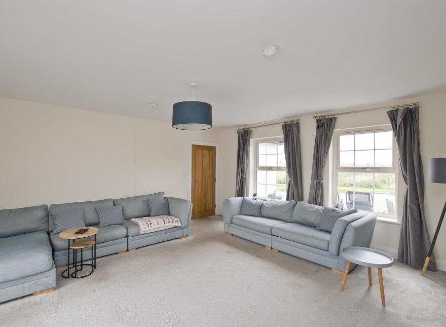 10 Cuttyshane Road, Killyleagh, Downpatrick, BT30 9SL