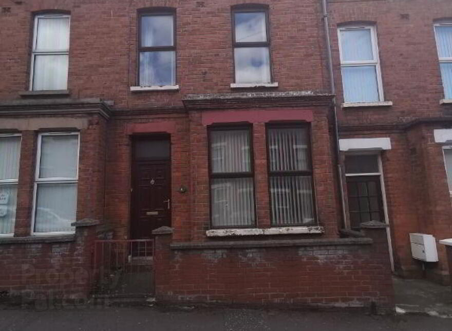 8 Chadwick Street, Belfast, BT9 7FB photo