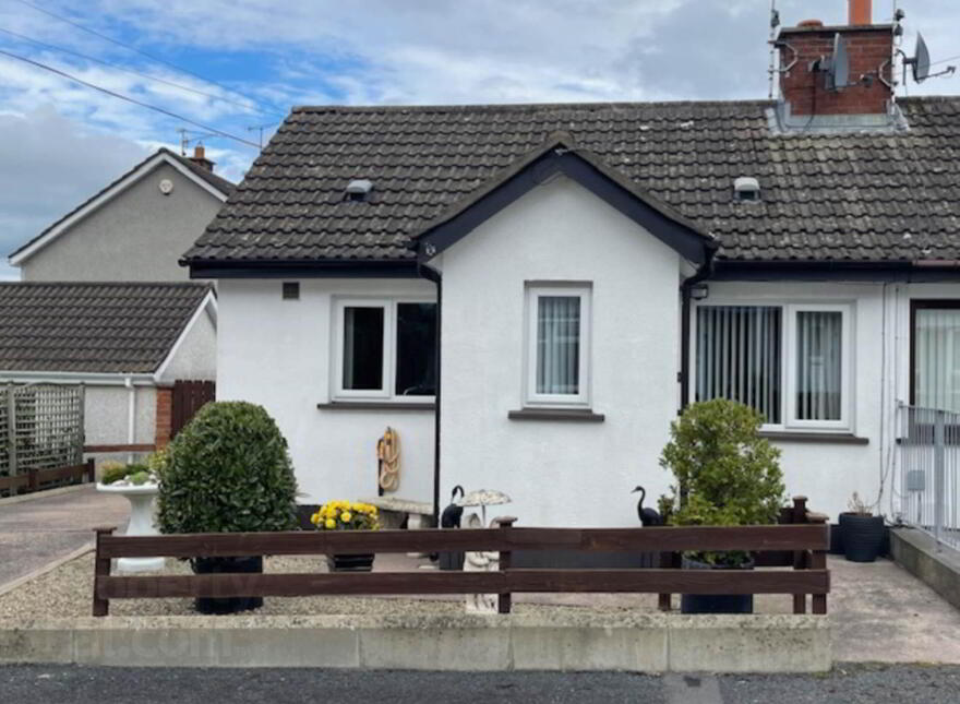 11 Castle View Park, Richill, Armagh, BT61 9QZ photo