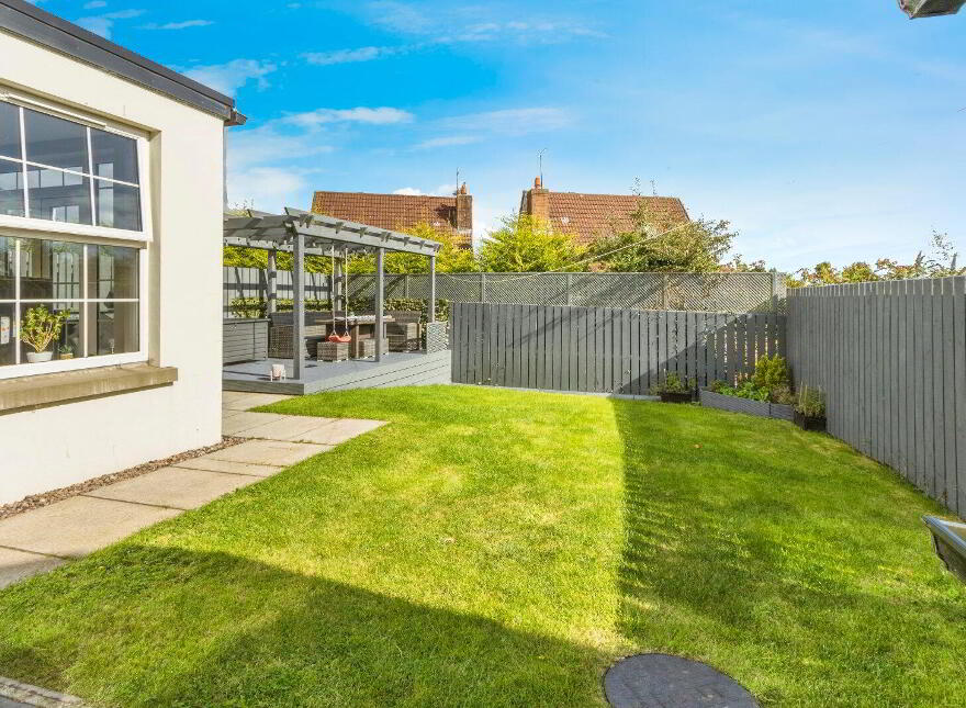 21 Prince Regent Park, North Road, Newtownards, BT23 7FT