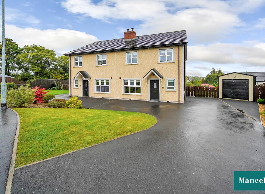 76 Derrywinnin Heights, Dungannon, BT71 6WT photo