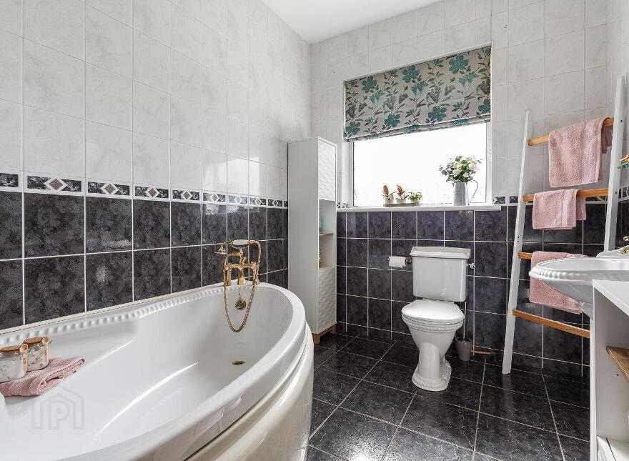 Cuan Beag, Harbour Road, Clogherhead, A92CP70