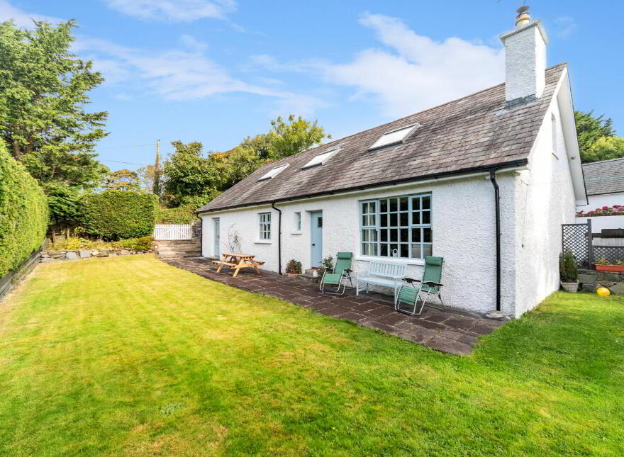 74 Glassdrumman Road, Ballynahinch, BT24 8TW photo