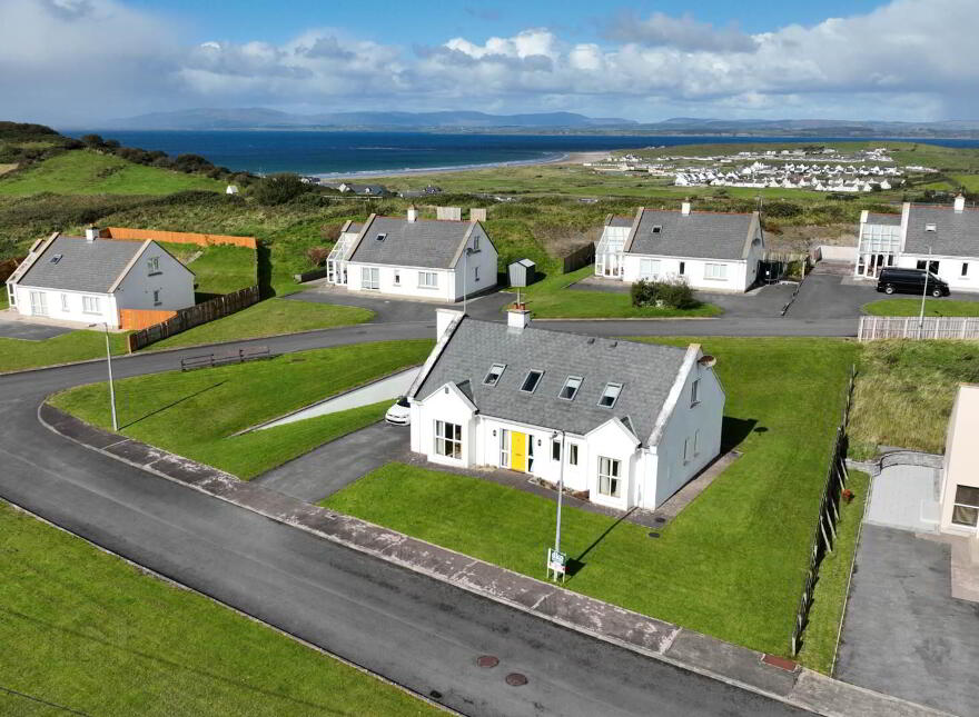 16 Ardeelan Cottages, Rossnowlagh, F94K138