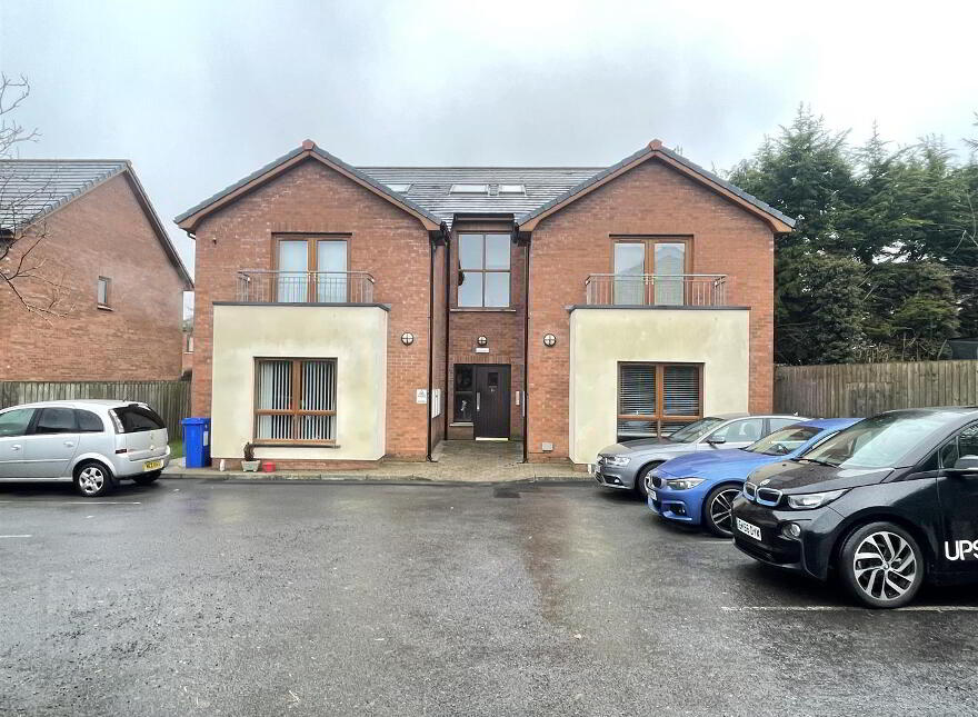 Apt 2, 24a Finaghy Road South, Belfast, BT10 0DR photo