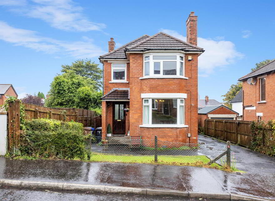 2 Norwood Avenue, Belfast, BT4 2EE photo