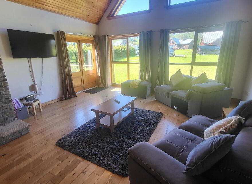 19 Drumcoura Lake Resort, Drumcoura, Ballinamore, N41K229