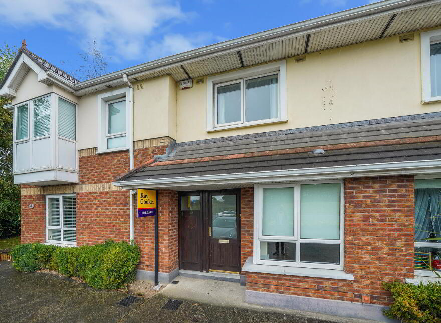 42 Castlegrange Square, Clondalkin, Dublin, D22PW98 photo