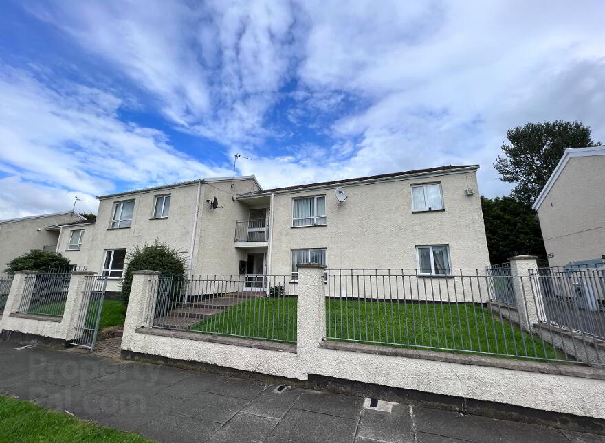 9 Loughview Apartments, Antrim, BT41 1LE photo