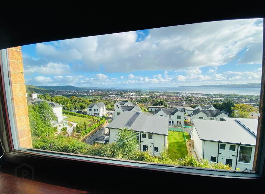 Apt For Rent, 6 Mark Royal Ct, Ben Madigan Heights, Newtownabbey, BT36 7PE
