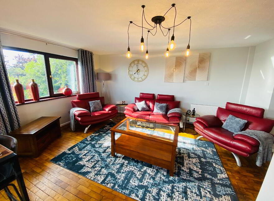 Apt For Rent, 6 Mark Royal Ct, Ben Madigan Heights, Newtownabbey, BT36 7PE