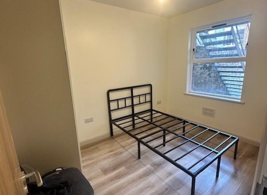 Flat 1-83 Wellesley Avenue, Belfast, BT9 6DH