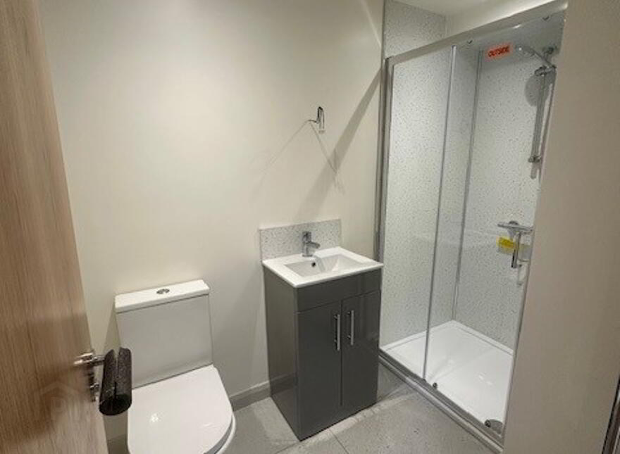 Flat 1-83 Wellesley Avenue, Belfast, BT9 6DH