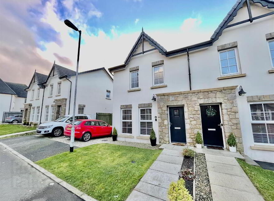 8 River Hill Crescent, Newtownards, BT23 7FQ photo