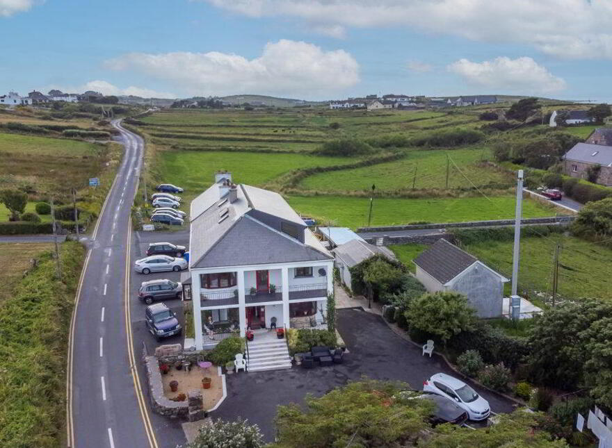 Harbour House, Connemara, Cleggan, H71NH36