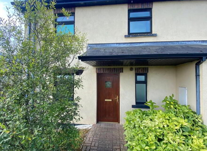 35 Greenfields, Lanesboro Road, Roscommon Town, F42P026 photo