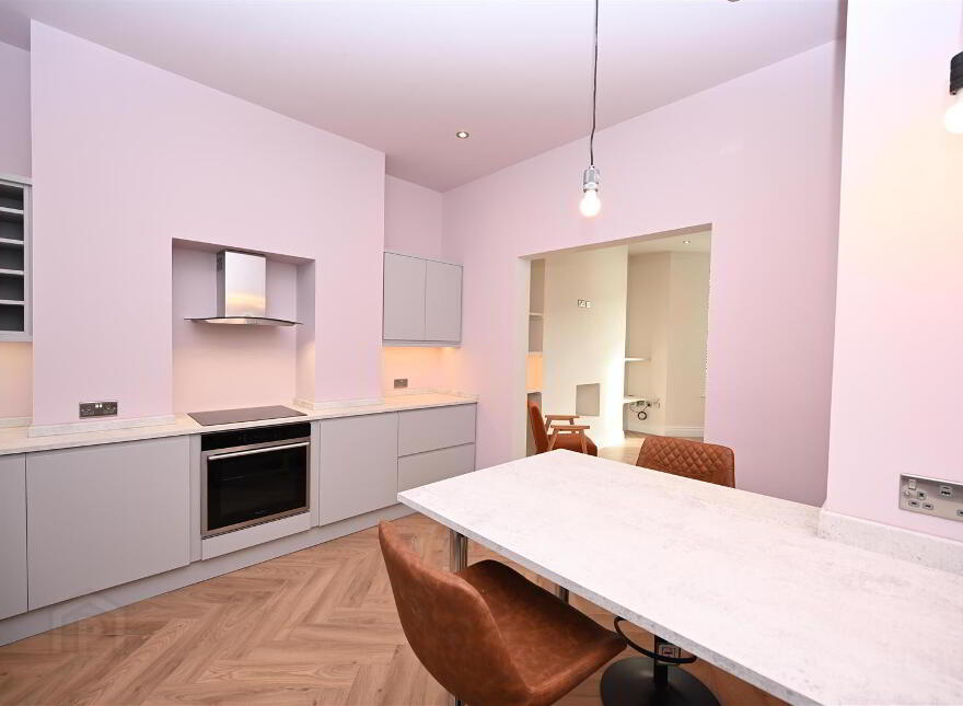 Apt 1, 52 North Parade, Belfast, BT7 2GG