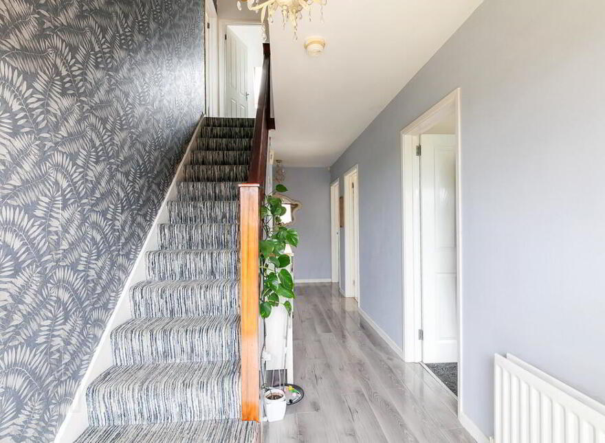 45 Laurelgrove Dale, Ballymaconaghy Road, Belfast, BT8 6ZE