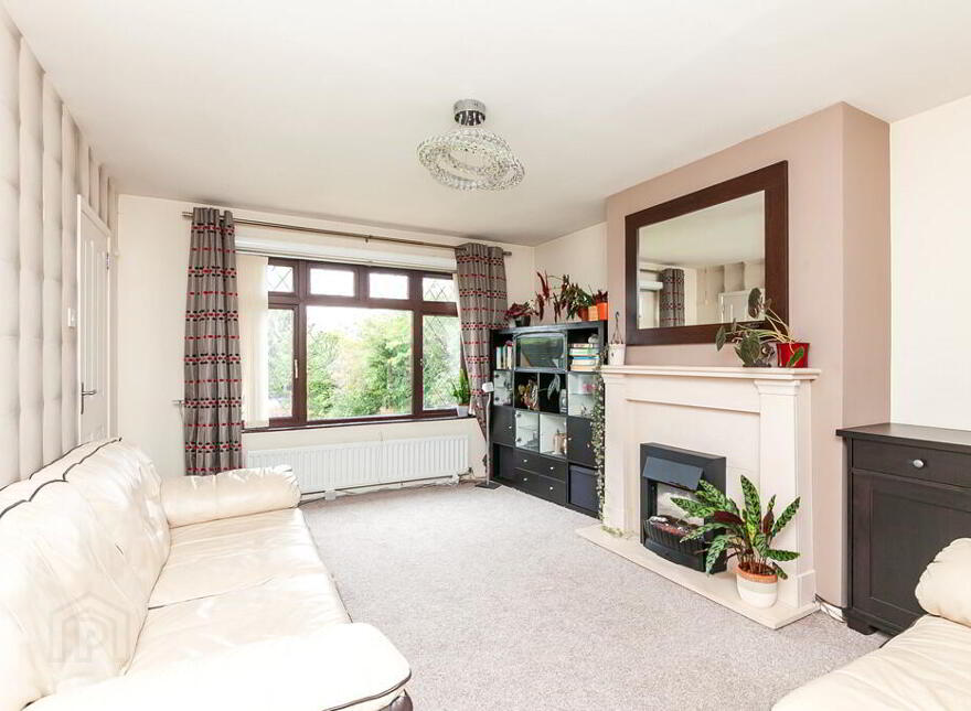 45 Laurelgrove Dale, Ballymaconaghy Road, Belfast, BT8 6ZE