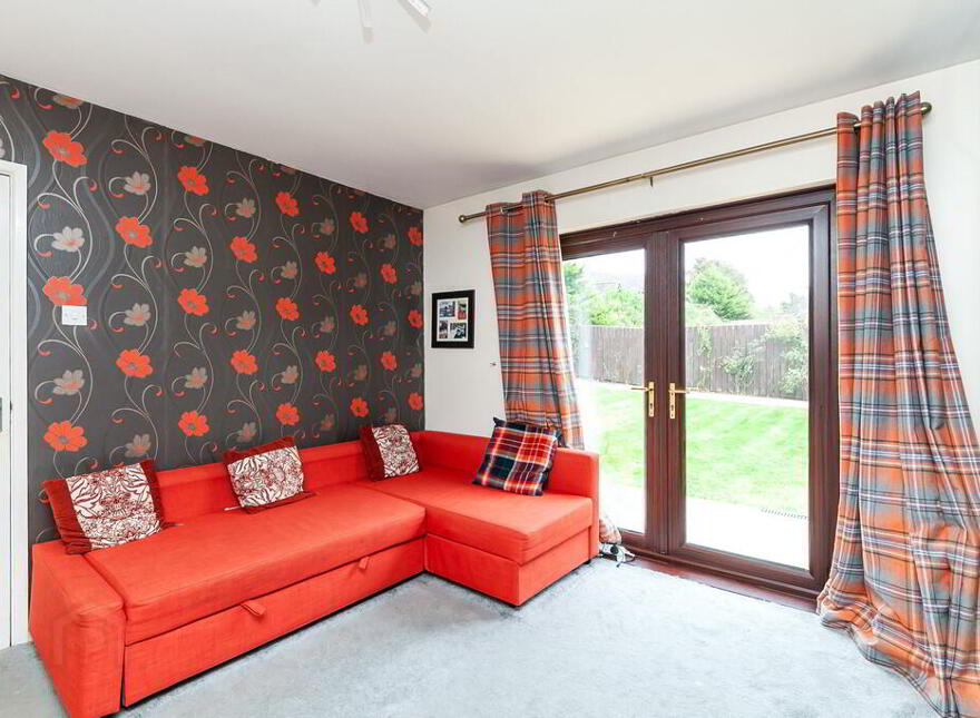 45 Laurelgrove Dale, Ballymaconaghy Road, Belfast, BT8 6ZE