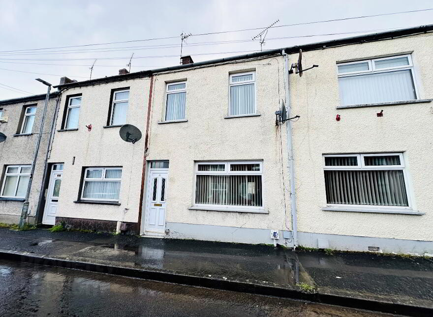 42 Moat Road, Ballymena, BT42 4DA photo