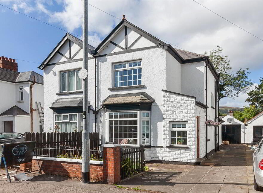 61 Upper Lisburn Road, Finaghy, Belfast, BT10 0GY photo