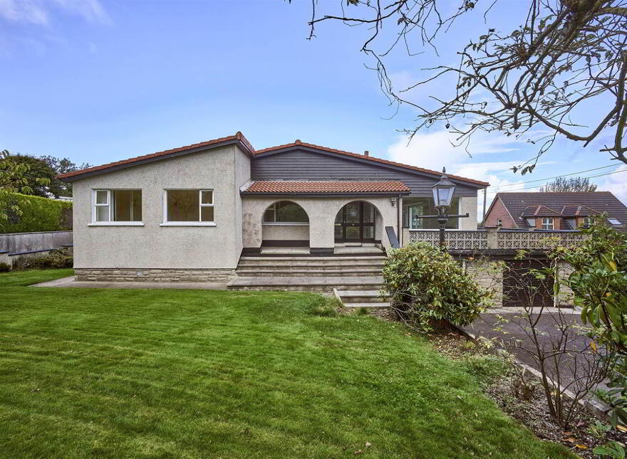 12 Larch Hill Avenue, Bangor Road, Holywood, BT18 0JW photo