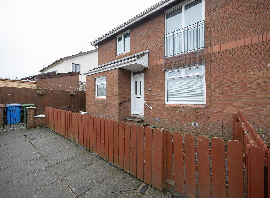 4 Hill Street, Lurgan, BT66 6BE photo