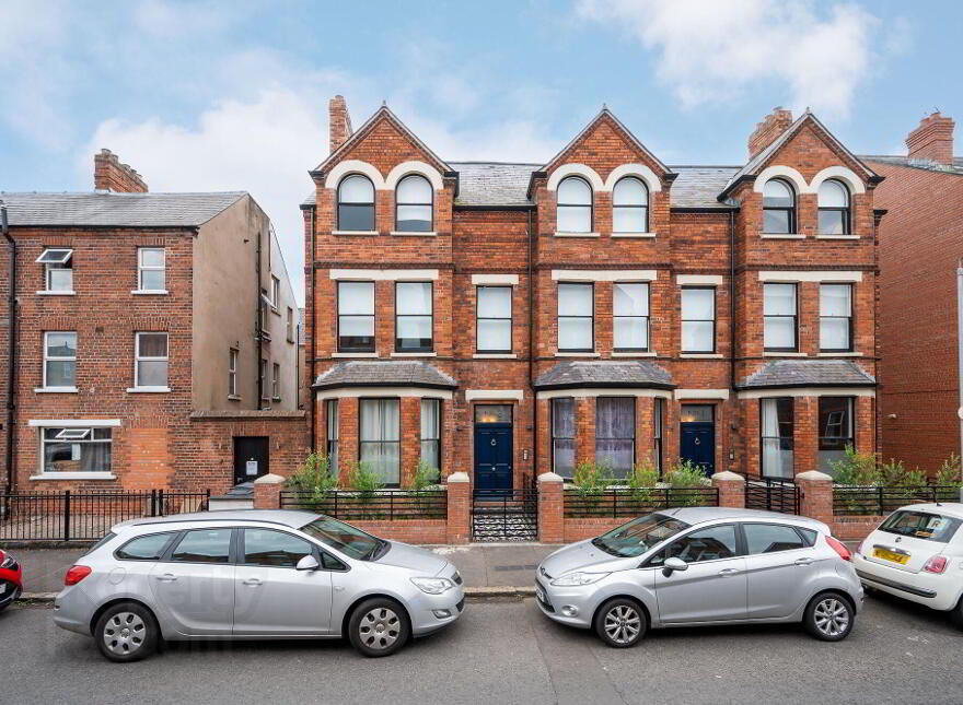 Apt 6, 3 Eglantine Place, Belfast, BT9 6EY photo